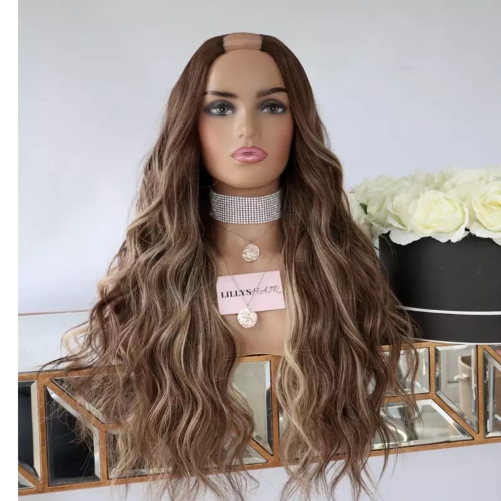 LILLYS hair U part human hair wig